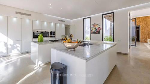 El Makina Villa | VilLA AYDEN