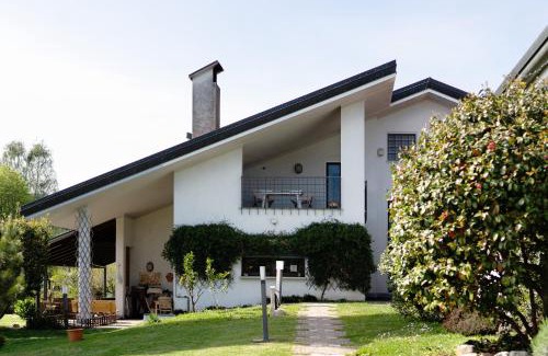 Induno Olona Apartamento | Villa azalea