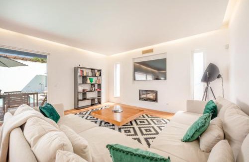 Vila Nogueira de Azeitao Casa | Villa Azeitão Retreat