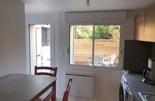 Saint-Nazaire Apartamento | Villa Aziliz - Studio vue sur Patio sur Jardin
