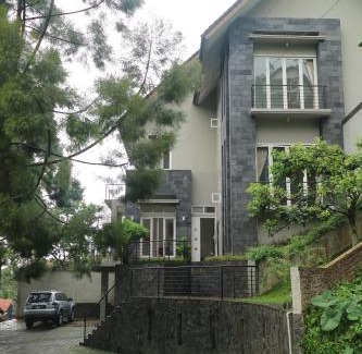 Ciburial Casa | Villa Babeh