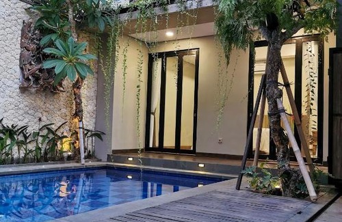 Mumbul Villa | Villa Bale Kembar