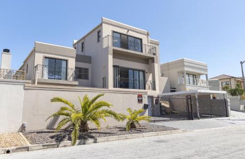 West Beach Casa | Villa Balmoral 14 by Host Agents