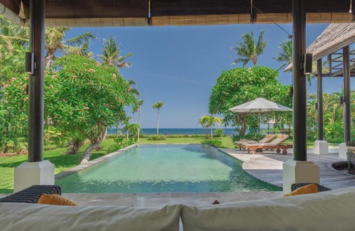 Banjartegehe Villa | Villa Banjar Beach