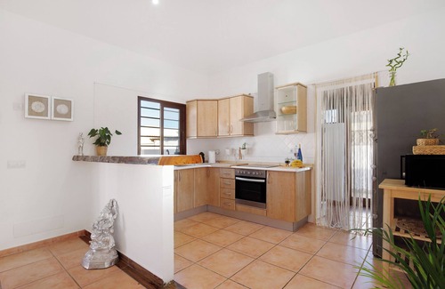 Corralejo Villa | Villa "Baobab" con vistas a la montaña, piscina y Wi-Fi