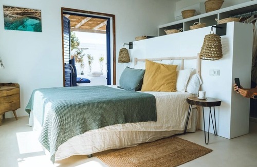 Formentera Villa | Villa "Barret" with Sea View, Private Pool & Wi-Fi