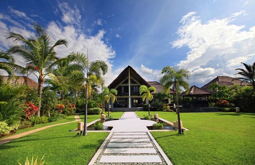Banjartegehe Villa | Villa Baruna - Bali Beach Villa una exclusiva villa de vacaciones de lujo en Bali
