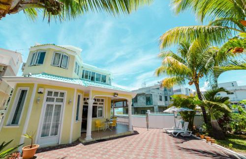 Blue Bay Casa | Villa Bella Charming Beachfront Guesthouse
