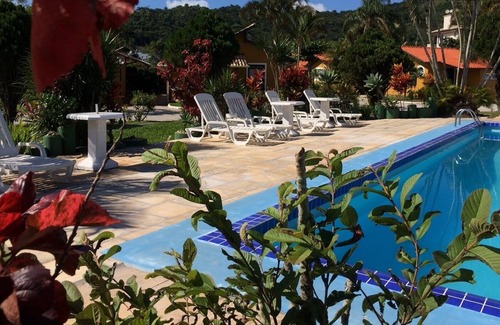 Florianopolis Chalet De Esquí | Villa Bella Petfriendly Florianopolis Chalets 150 mts from Ponta das Canas Beach