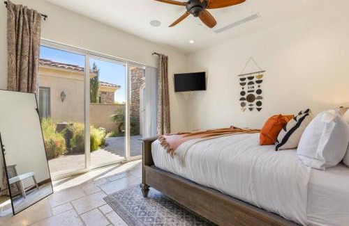 Palm Desert Casa | Villa Bella - Private Estate in the Heart of Palm Desert, Outdoor Amenities, Gym, Game Room
