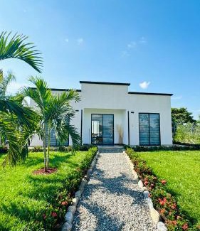Acacias Casa | Villa Bella Verde