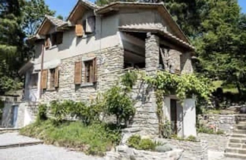 Cortona Cabaña | Villa belvedere. Immersa nel verde delle montagne cortonesi