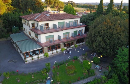 Oltrarno Hotel | Villa Belvedere