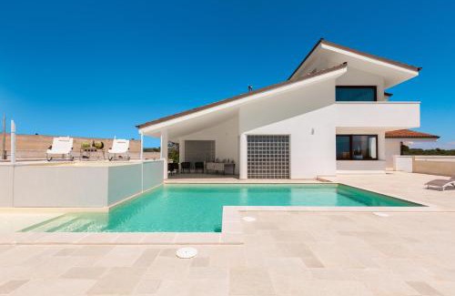 Maruggio Villa | Villa Belvedere Relais by Perle di Puglia