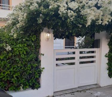 Petaloudes Casa | Villa Bianca