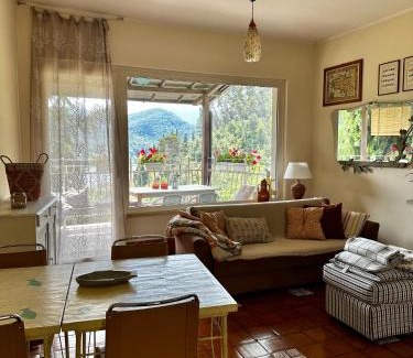 Piediluco Casa | Villa bianca