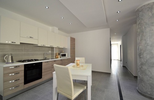 Alcamo Casa | AL062 Villa Bianca, 10 posti con piscina privata e