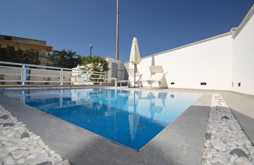 Alcamo Casa | AL062 Villa Bianca, 10 posti con piscina privata e