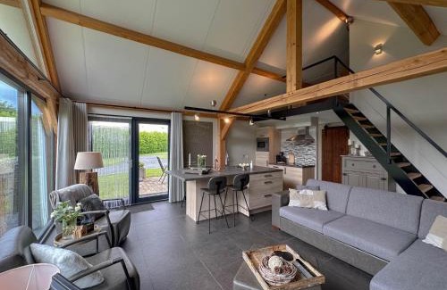Alphen Casa | Villa Bianco