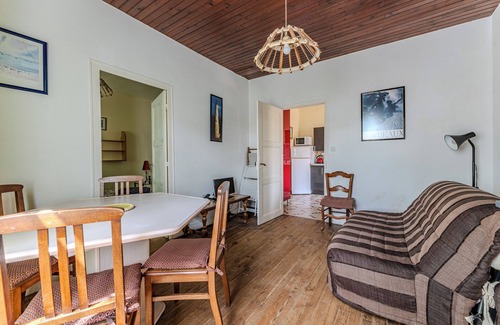 Soulac-sur-Mer Villa | Villa 'Bikini' con terraza y jardín privados