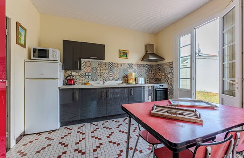 Soulac-sur-Mer Villa | Villa 'Bikini' con terraza y jardín privados