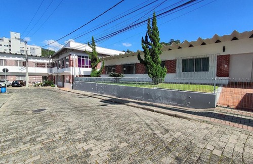 Velha Apartamento | VILLA BILAC 01 - Studio próximo à Vila Germânica