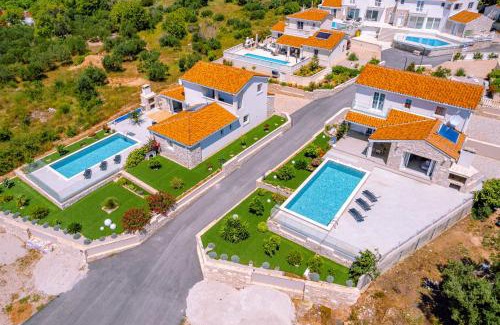 Stankovici Villa | Villa Bohemica with Private Heated Pool
