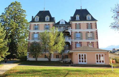 Bagneres-de-Bigorre Apartamento | VILLA BONVOULOIR