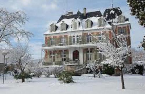 Bagneres-de-Bigorre Apartamento | VILLA BONVOULOIR