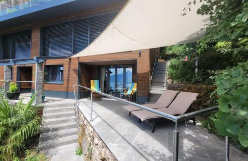 Vitznau Apartamento | Villa Bootsmann mit spektakulärer Seesicht nahe Badestrand