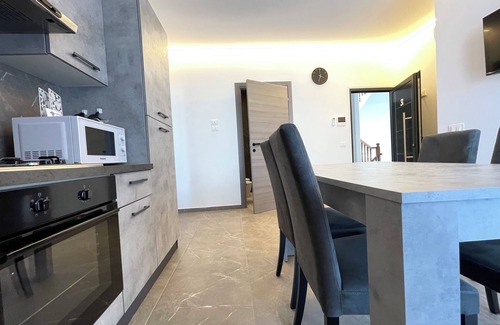 Torre Pedrera Apartamento | Villa Borghesi suites app 3 primo piano
