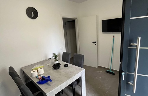 Torre Pedrera Apartamento | Villa Borghesi Suite fronte mare #8 piano terra