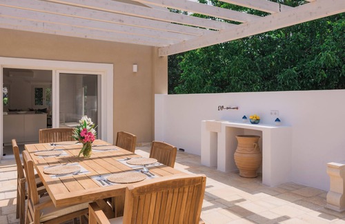 Petaleia Villa | Villa Botanica - Refined escape with pool & gardens