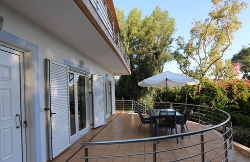 Livadi Villa | Villa Bougainvillea, a solo unos pasos de la playa