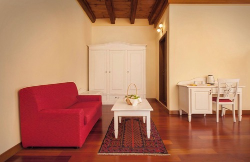 Peri Villa | Villa Brignoli - Casa señorial histórica