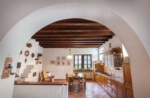 Peri Villa | Villa Brignoli - Casa señorial histórica
