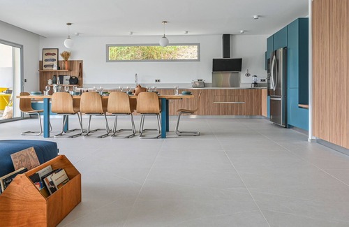 Roquevaire Villa | Villa Brune - Lascours