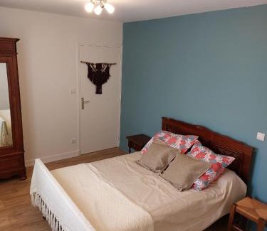Thiers Casa | villa bruyeres