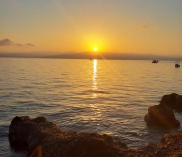 Kavos Villa | Villa By The Sea - Βίλα Πάνω στη θάλασσα