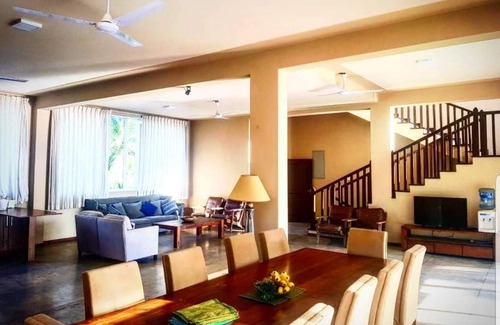Uswetakeiyawa Casa | Villa by the Sea, Negombo-Katunayake
