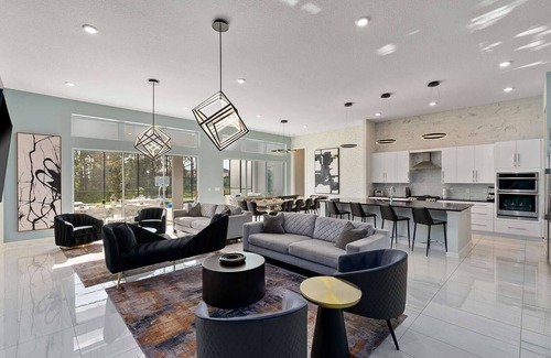 Loughman Casa | Villa by Villatel | Music Studio, Candy Theme BR, Arcade, Gym, Pool, Near Disney