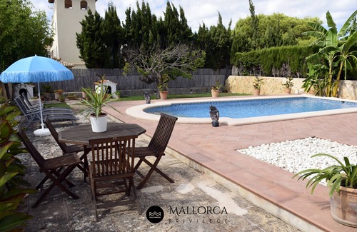 Porto Cristo Chalet De Esquí | Villa Ca's Nin Pool and views