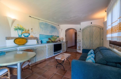 Baja Sardinia Villa | Villa 'Cala Bitta' con Vista al Mar, Wi-Fi y Aire Acondicionado
