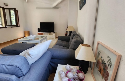 Caldes de Malavella Casa | Villa Caldes de Malavella, 3 bedrooms, 6 persons