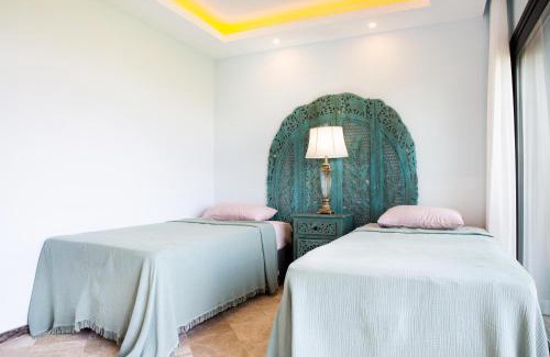 Geris Villa | Villa Calista by Important Group Travel