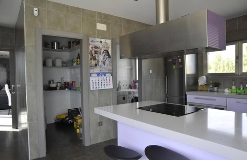 Yecla Villa | Villa 'Campo Premium' con vistas a la montaña, Wi-Fi y aire acondicionado