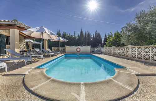 Lloseta Villa | Villa "Can Antich" con vistas a la montaña, piscina, Wi-Fi, jardín y terraza