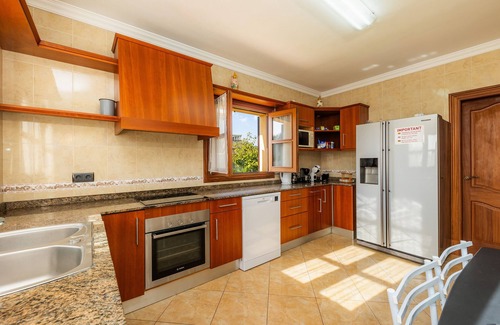 Calas de Mallorca Casa | Villa Can Tosam Meiga con Wi-Fi, piscina, terrazas y balcón