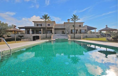 Ariany Casa | Villa Canova