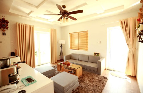 Phuong Villa | Villa Cao Gia Chi Bao (Villa de lujo en la ladera con vista al valle)